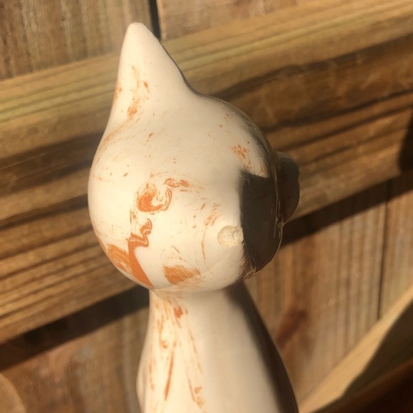 Alabama Clay Tall Sleek Cat Statuette Cream with Reddish Orange Swirls - Picture 6 of 7